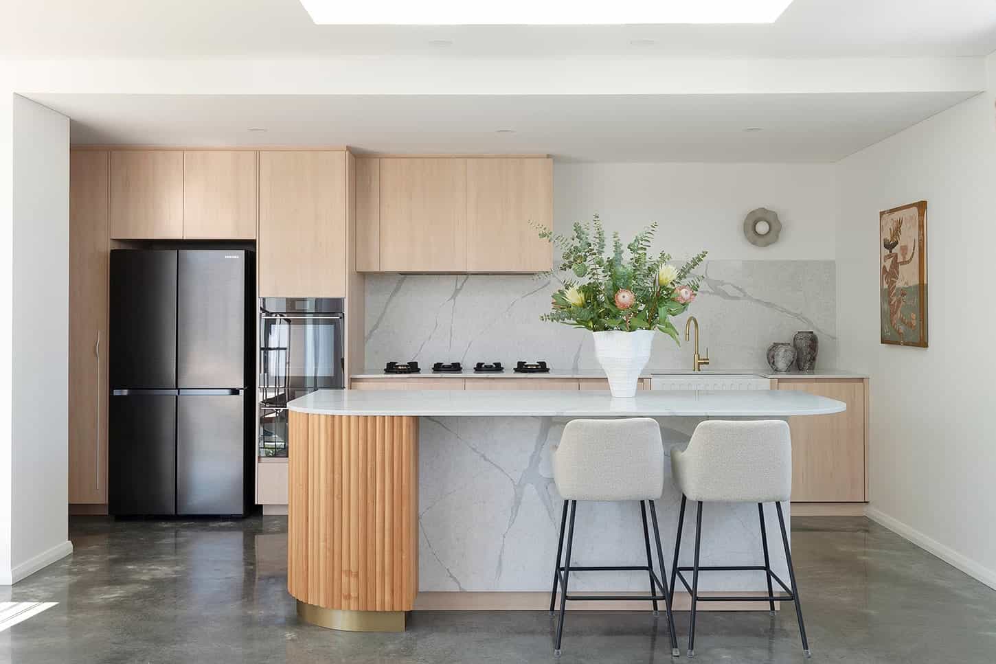 Lullworth Terrace luxury kitchen design — Kings Rd Construction Perth